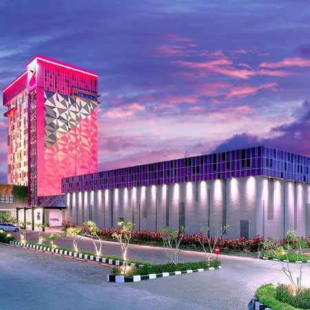 The Zuri Dumai Hotel Екстериор снимка