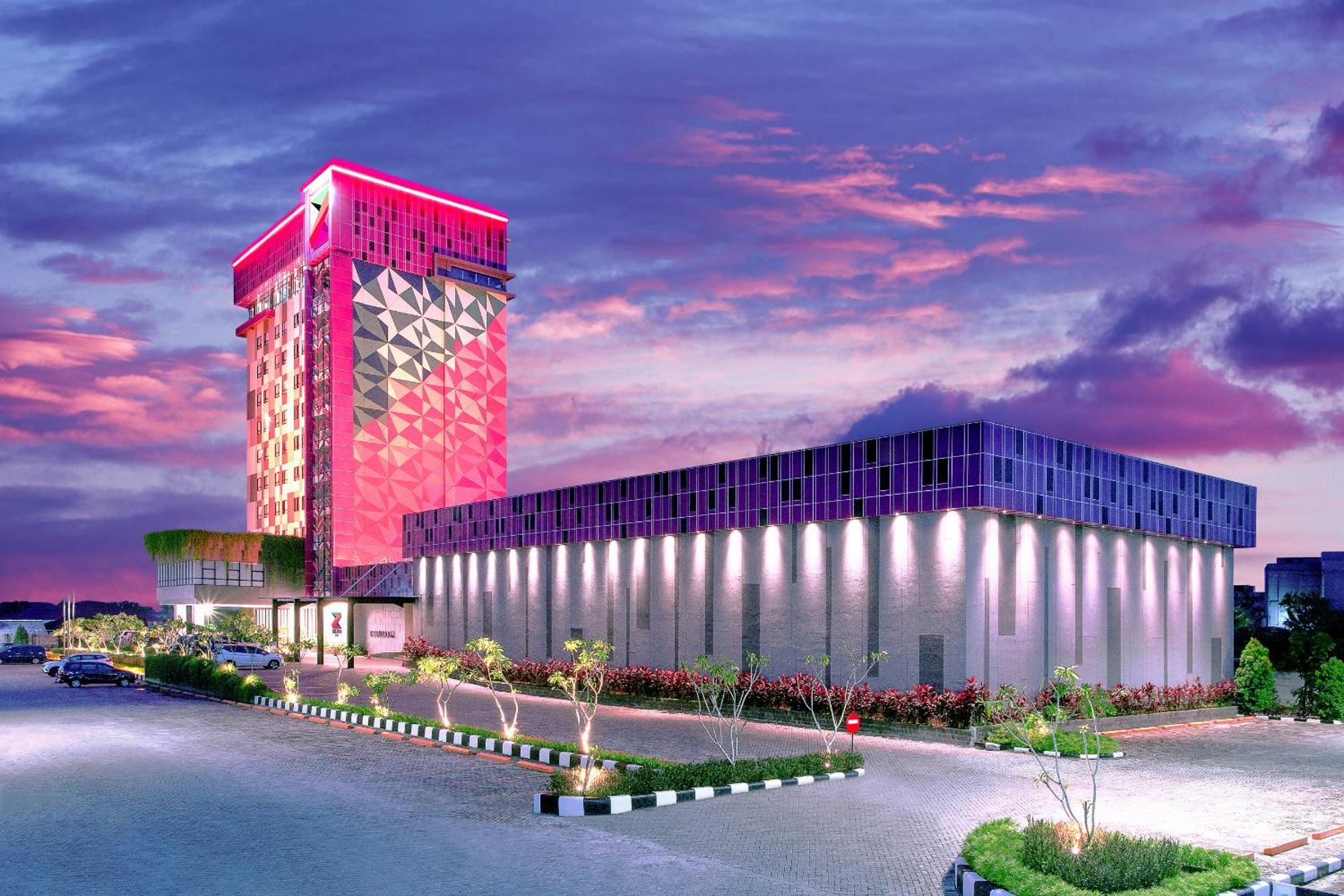 The Zuri Dumai Hotel Екстериор снимка