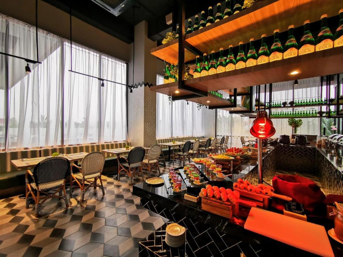 The Zuri Dumai Hotel Екстериор снимка